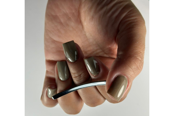 ناخنکده پروین رفیعی